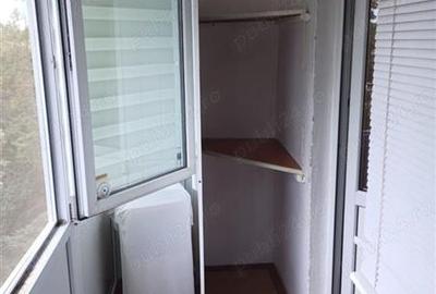 3 camere decomandat  zona Lipovei centrala proprie - 7