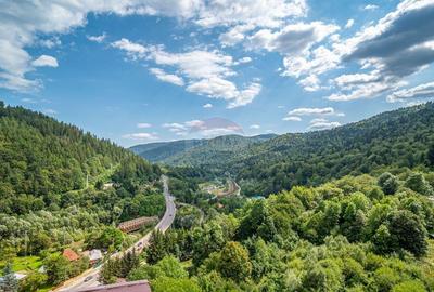 Apartament cu 3 camere decomandat, mobilat în Platoul Izvor - 8