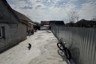 Casă cu Teren 615 Mp în Central - 2