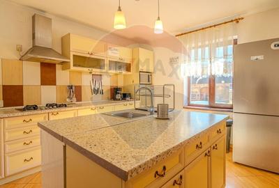 VILA SCANDINAVIA / Pensiune / Moieciu de Sus - 7