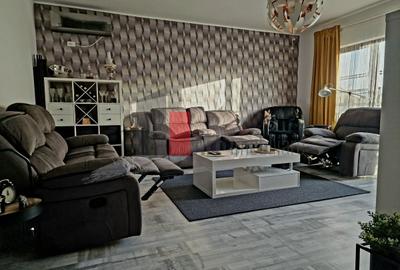 Casă cu 3 camere cu Teren 500 Mp în Central - 2