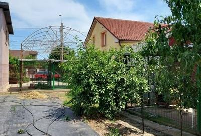 Casă individuală cu 4 camere cu Garaj în Lazu - 8