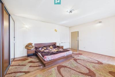 Casă Mehala – Ideală pentru două familii - 13