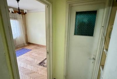 Apartament cu 2 camere semidecomandat în Podu Roș - 6
