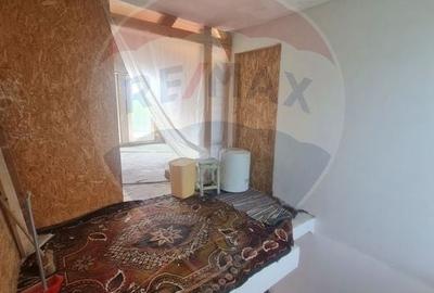 Casă individuală cu 5 camere cu Teren 2566 Mp în Vităneștii de sub Măgură - 13
