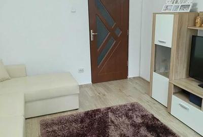 Apartament cu 2 camere decomandat în Central - 2