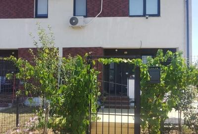 Duplex cu 3 camere cu Canalizare în Nord-Vest - 1