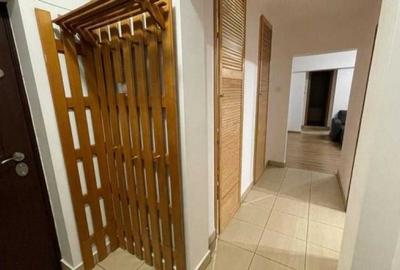 Apartament cu 3 camere semidecomandat în Văcăresti - 2