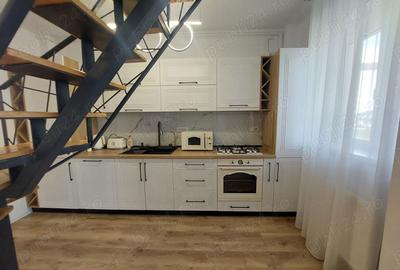 Apartament cu 5 camere decomandat în Noua - 7