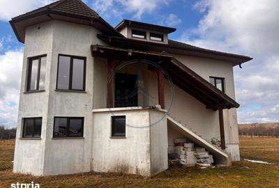 Casă cu 5 camere cu Teren 7000 Mp în Josenii Bârgăului - 18