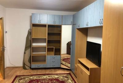 Apartament cu 3 camere decomandat în Central - 3