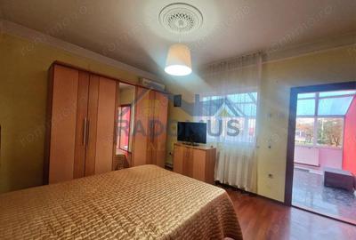 Casa + Spa?iu Comercial - Str.Strandului - 200 mp Utili - Trifazic - 12