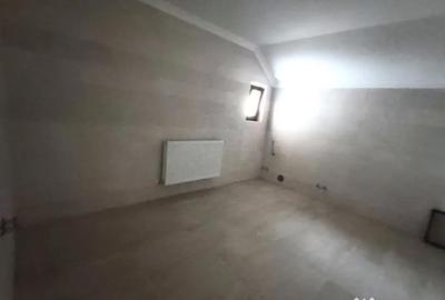 Casă cu 6 camere cu Teren 1000 Mp în Șcheia - 12