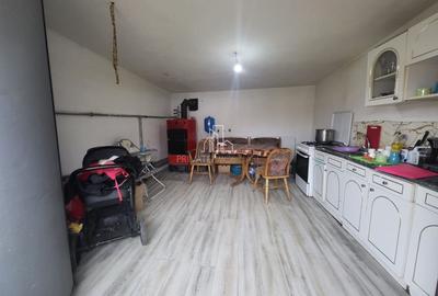 Casa de vanzare Bradeni (zona lacuri pescuit) - 9