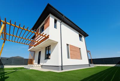 Casă cu 4 camere cu Teren 330 Mp în Berceni