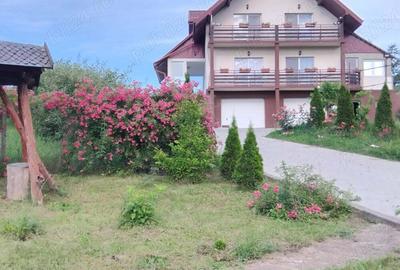 Casă în Oniceni - 7