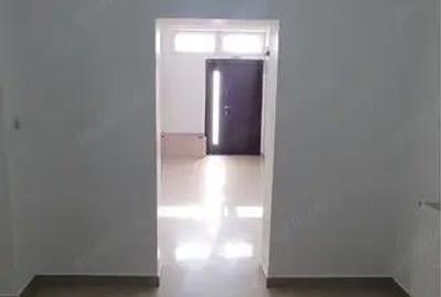 Spațiu comercial, în Central - 3