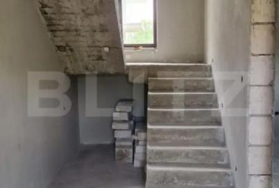 Casă cu 4 camere cu Teren 1000 Mp în Central