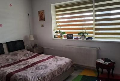 Apartament cu 3 camere decomandat în Central - 1