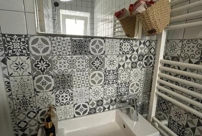 Vând garsonieră în centrul istoric Brașov -ideală pt investiție - 2