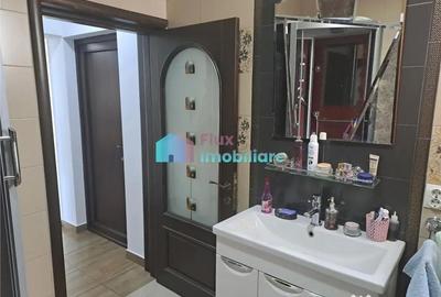 Casă cu 5 camere cu Teren 1600 Mp în Moara - 10