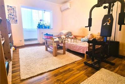 Apartament cu 3 camere decomandat, mobilat în Florilor - 10