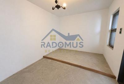 Casă individuală cu 6 camere cu Canalizare în Dorobanțul - 19