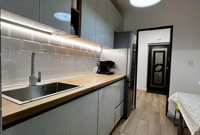 Apartament cu 3 camere decomandat în Central - 4