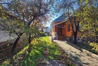 Casă cu 3 camere în Florești - 2