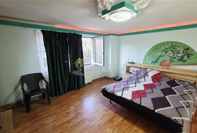 Casă individuală cu 16 camere cu Canalizare în Dâmbul Rotund - 15