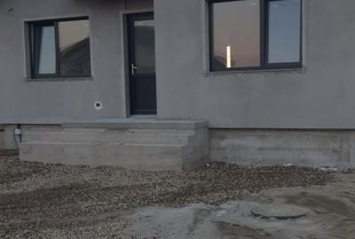 Casă cu 3 camere în Gura Văii - 7