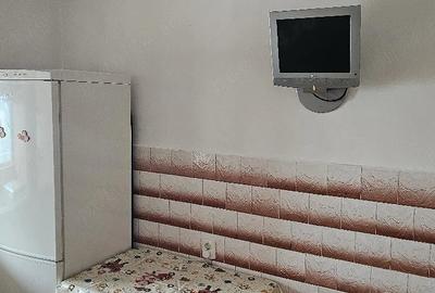 Apartament cu 2 camere decomandat în Pelican - 2
