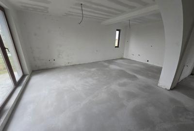 Casă cu 4 camere în Central - 6