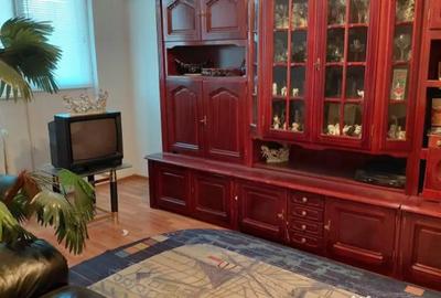 Apartament cu 3 camere decomandat în Micro 19 - 12