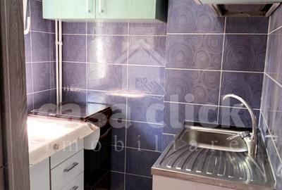 Garsonieră decomandată, mobilată în Micro 38 - 2