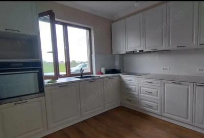 Casă cu 6 camere cu Teren 280 Mp în Săcălaz - 9