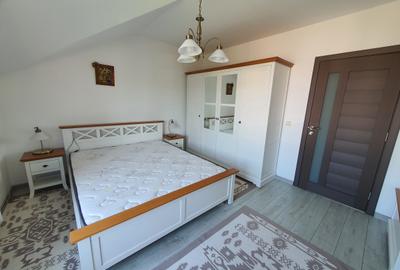 Apartament de inchiriat la casa in Cristian - 12