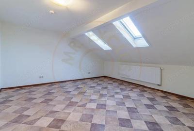 Apartament spa?ios in vila 217 mp utili, Tunari! - 9