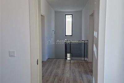 Casă cu 4 camere în Ungureni - 4