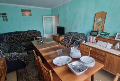Apartament cu 3 camere decomandat în Păcii - 3