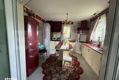 Casă cu 5 camere cu Teren 3837 Mp în Dărmănești - 7