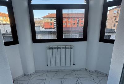Apartament cu 2 camere decomandat în Central - 3