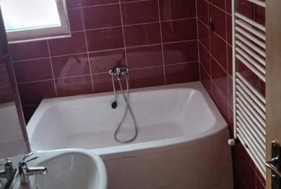 Apartament decomandat în Colentina