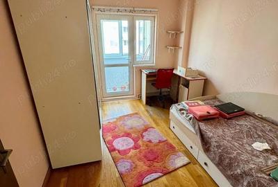 Apartament cu 4 camere decomandat, mobilat în Teiul Doamnei