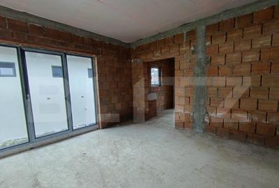 Casa cu 3 dormitoare ?i garaj in suprafa?a de 180 mp - 1