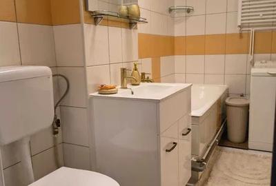 Garsonieră decomandată, mobilată în Nerva Traian - 8