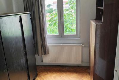 Apartament cu 2 camere semidecomandat în P-ța Doina - 6