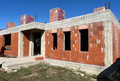 Casă cu 4 camere în Central - 8