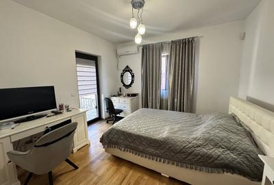 Vila superba cu foisor la  2 minute de Ghencea pe strada Safirului - 12