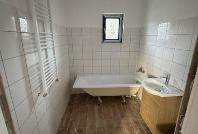 Casă cu 3 camere în Domnești - 1